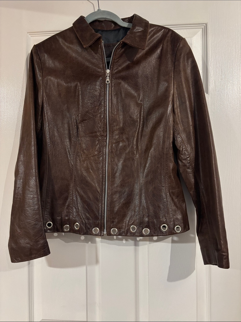 Classic Brown Leather Zip-Front Jacket VINTAGE Y2k grommets